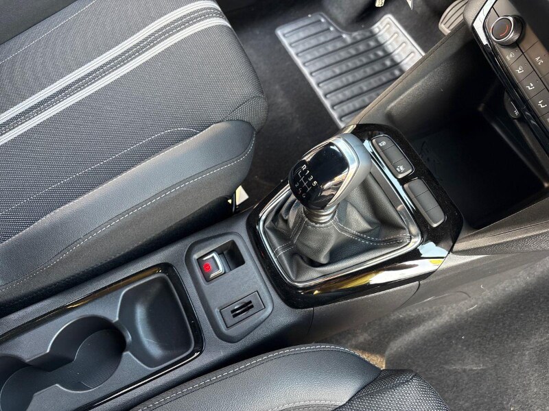 OPEL Corsa 6ª serie Corsa 1.2 100 CV YES